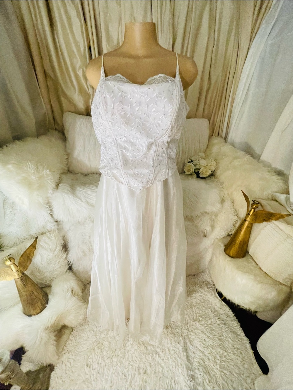 White Lace Bodice Chiffon Wedding/Prom/Evening or Formal Maxi Dress
